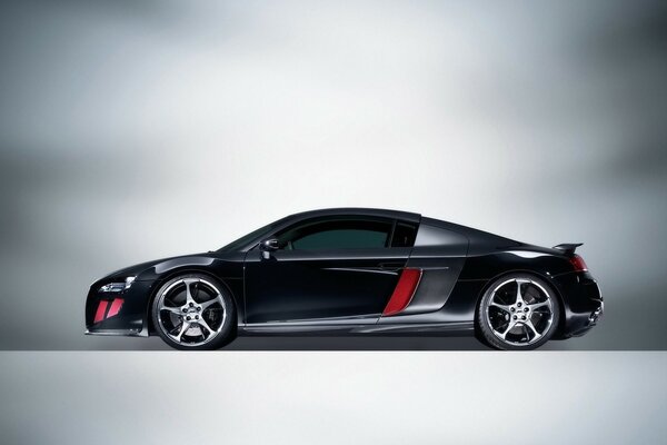 Қара екі есікті спорттық audi