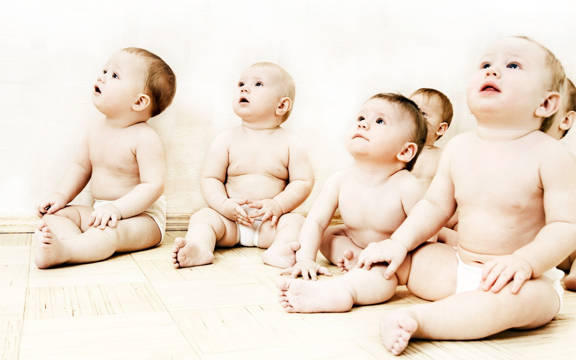 бала бала ұл ню кішкентай сүйкімді қыз балалар ұлдар