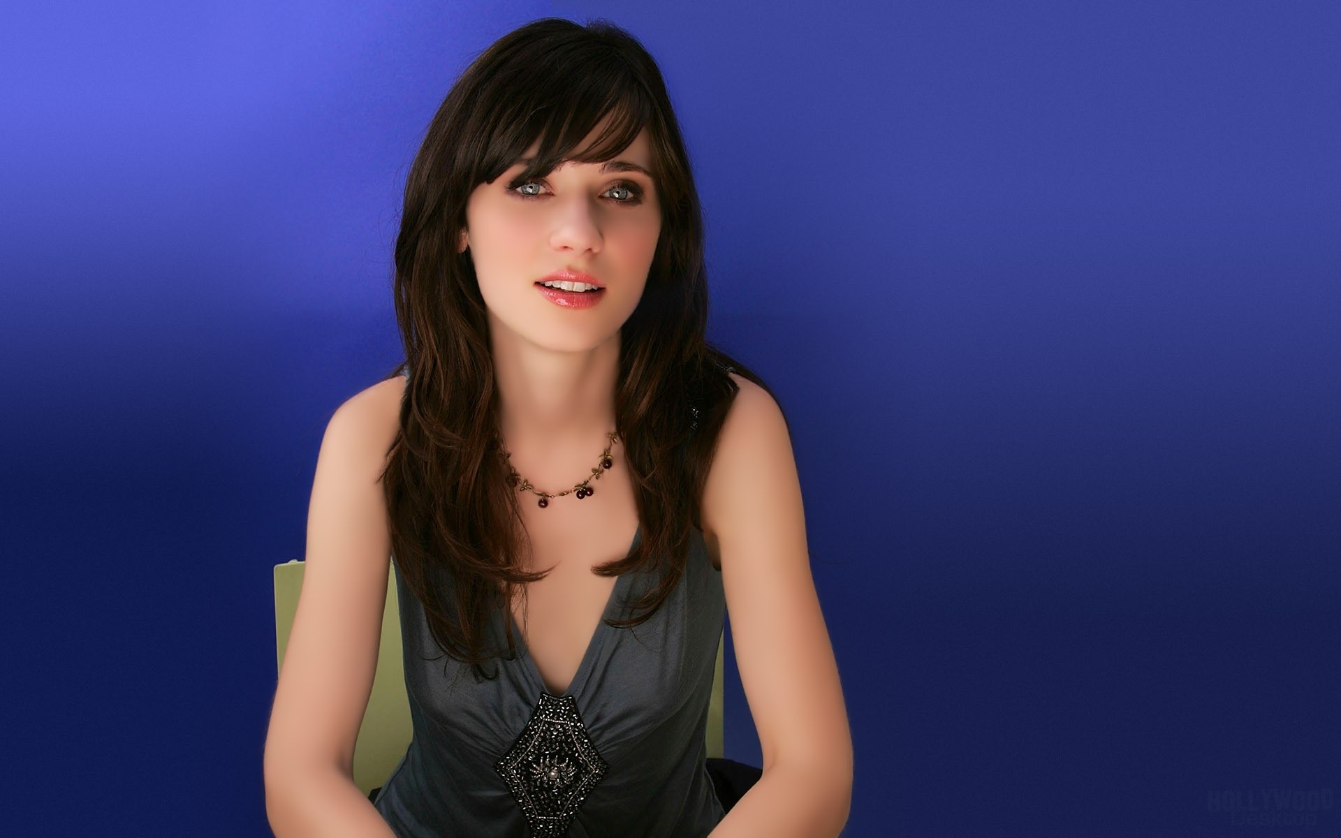 әйел сән әдемі қыз сүйкімді портрет сексуалды жас гламур жазба әнші