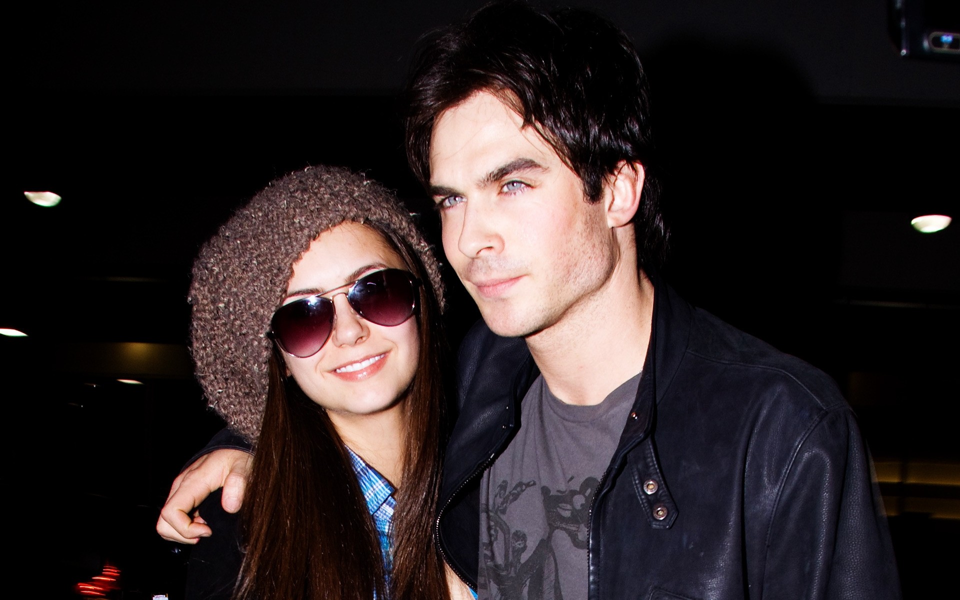 музыка адам портрет сән музыкант әйел күннен қорғайтын көзілдірік әнші концерт ләззат махаббат поп ян сомерхолдер актриса вампир