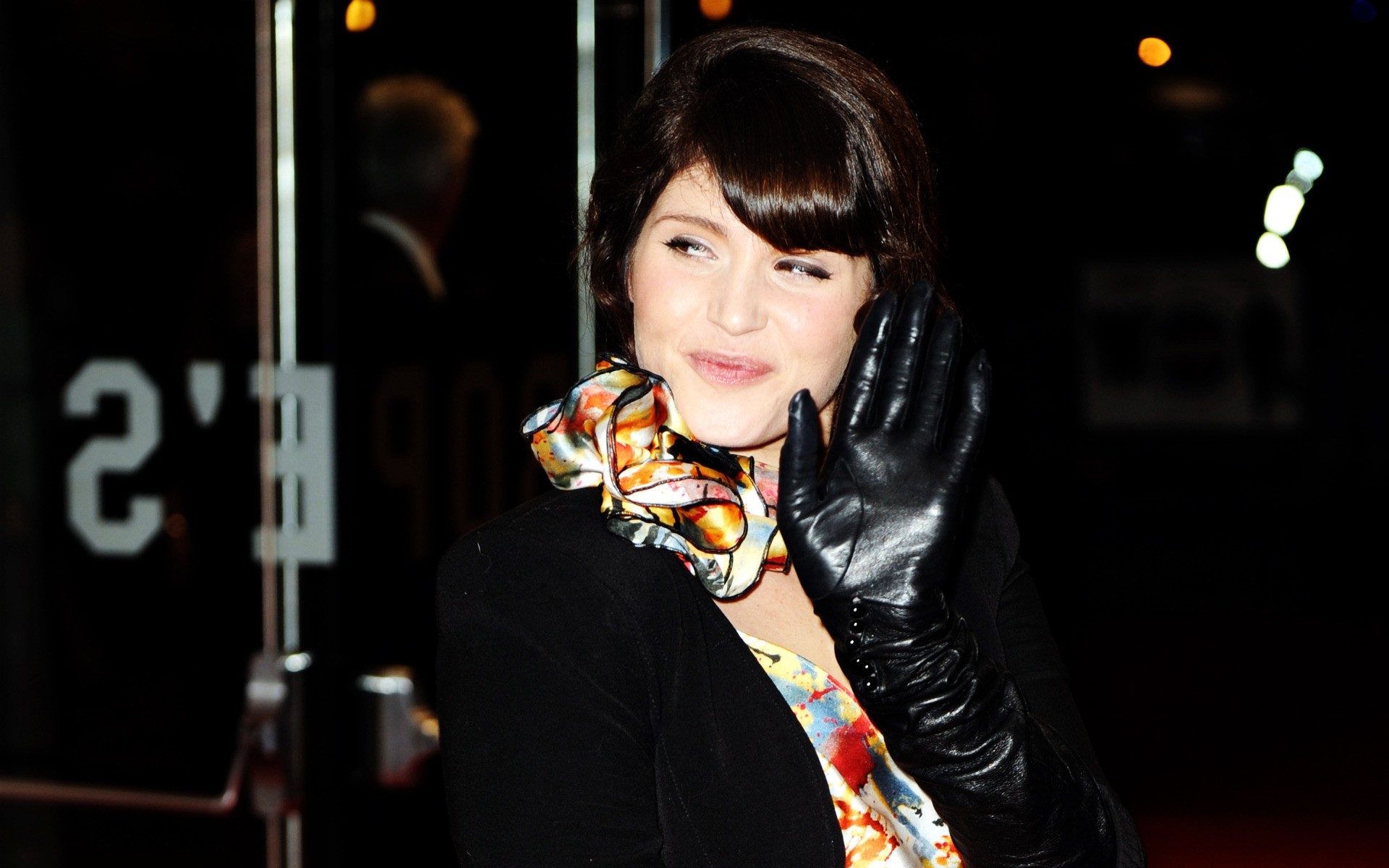 музыка музыкант фестиваль өнімділік әнші портрет әйел концерт ересек демалыс жалғыз кию ханзада персия актриса қыз