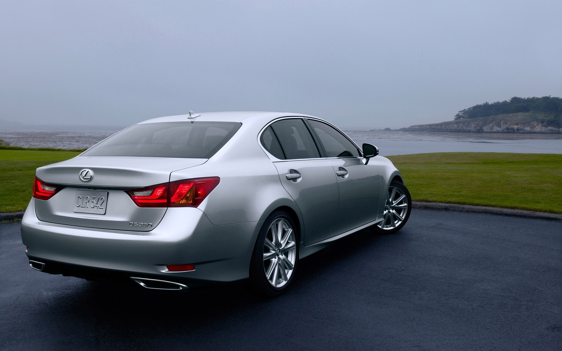 lexus автомобиль автомобиль асфальт чернушка түстен кейін жылдам дөңгелектер автомобиль тротуар lexus gs 350