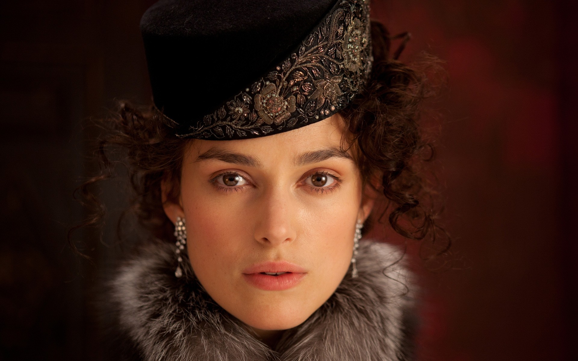 портрет сән қыс әйел бір модель қыз көз кию қақпақ бала