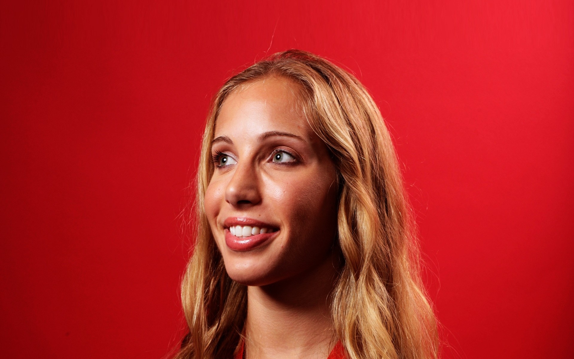 әйел портрет сән бір әдемі кию сейбр күлімсіреу күлкі загунис мариэль