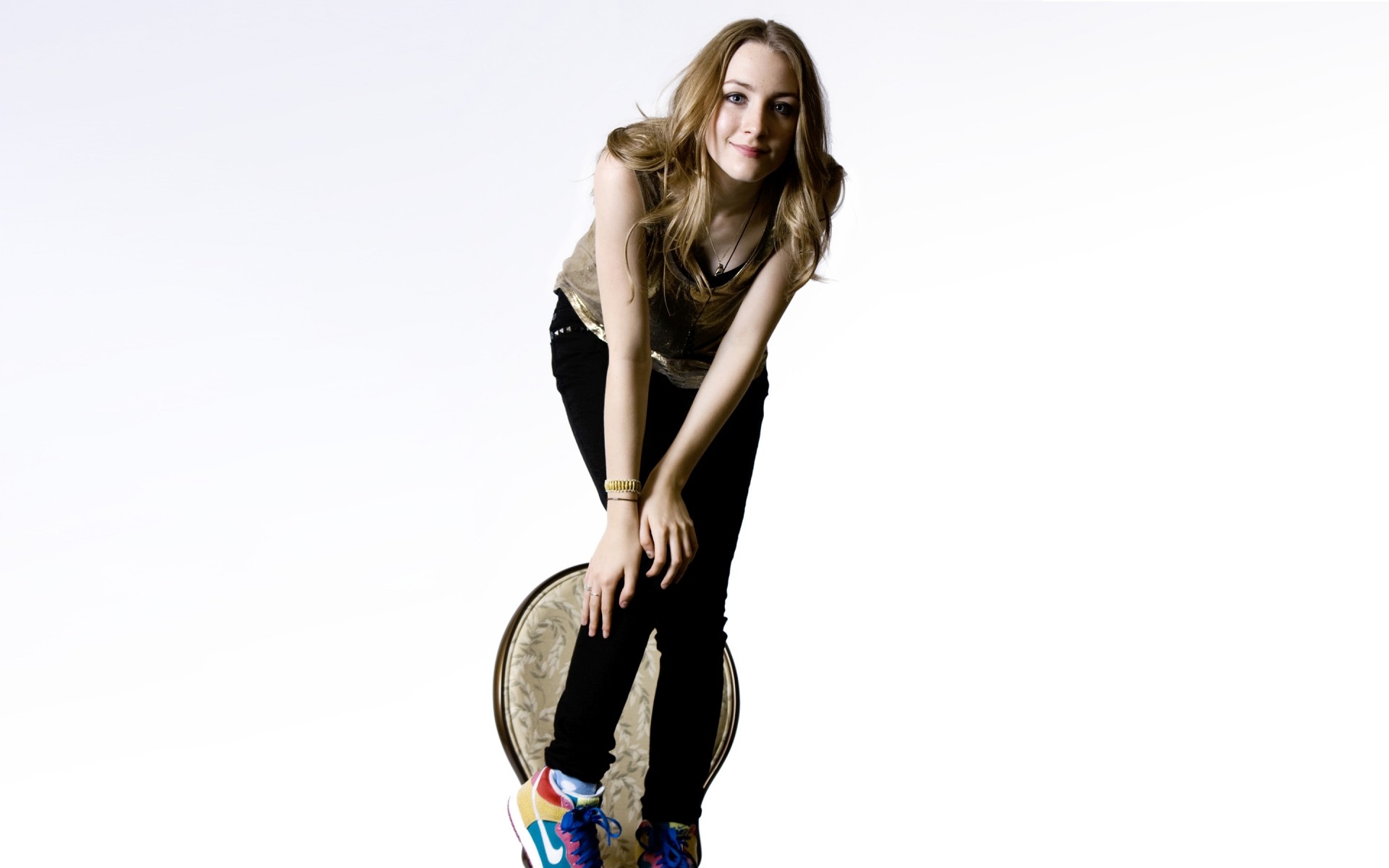 әйел сән сексуалды әдемі жас гламур сүйкімді талғампаз балақай актриса сирша ронан қыз