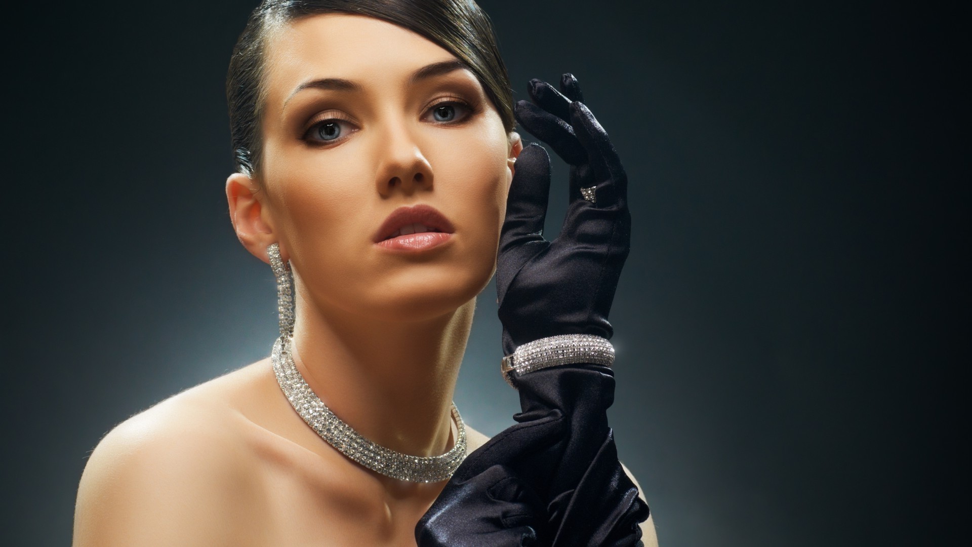 әйел сән бір гламур портрет сексуалды зергерлік бұйымдар