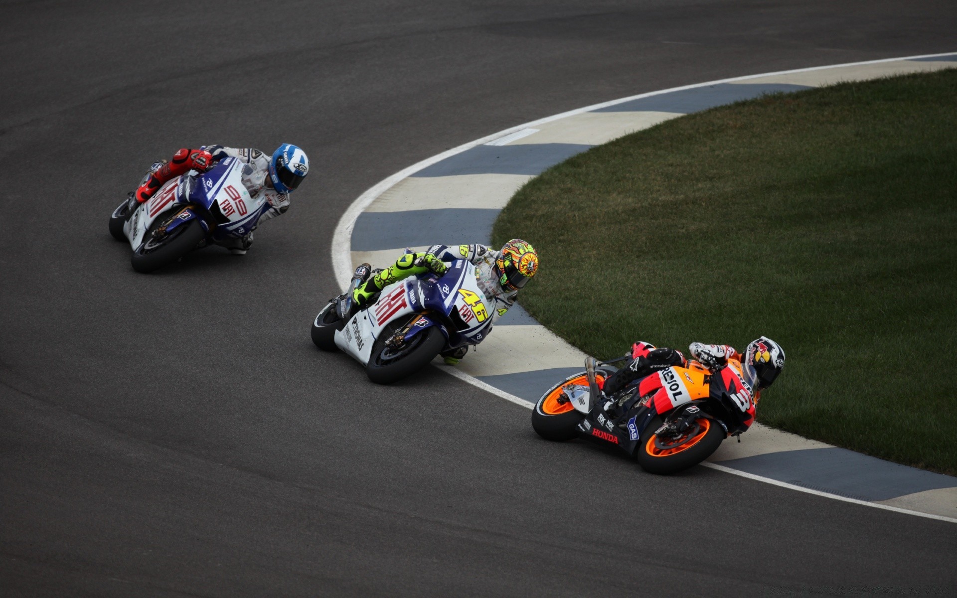 спорт жарыс трек асығыс чемпионат байқау жүргізуші әрекет автомобиль турнир ойын диск схема велосипед шабандоз жоғары автомобиль спорты бедел көлік шеңбер автошиналар